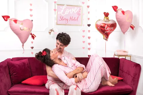 Nyílas szív love felirattal fólia lufi
