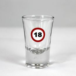 Sebességkorlátozó feles pohár 18 szülinapra