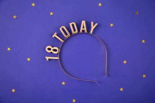 Arany 18 szülinapi hajpánt